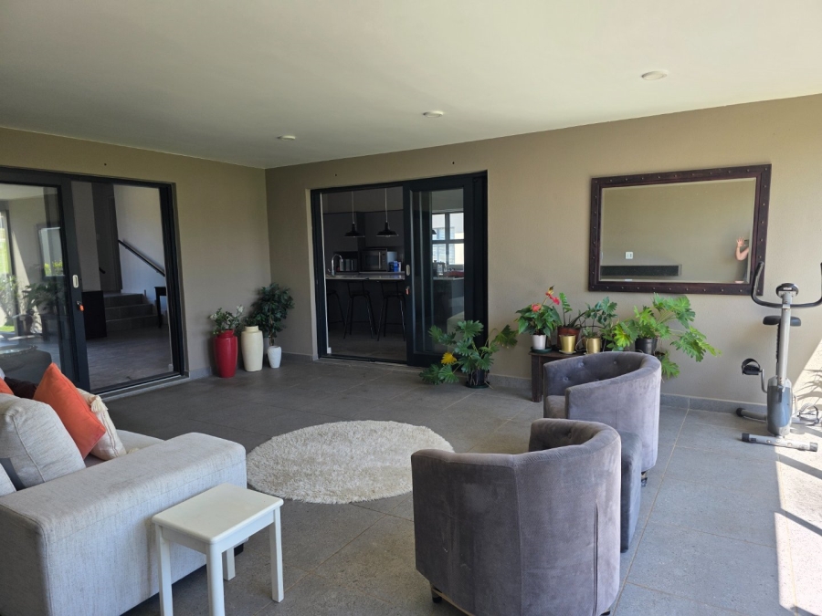 3 Bedroom Property for Sale in Hartland Lifestyle Estate Western Cape